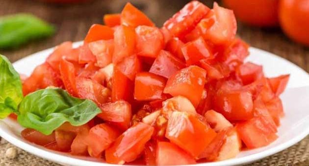 Which Equipment Is Used For Dicing A Tomato?